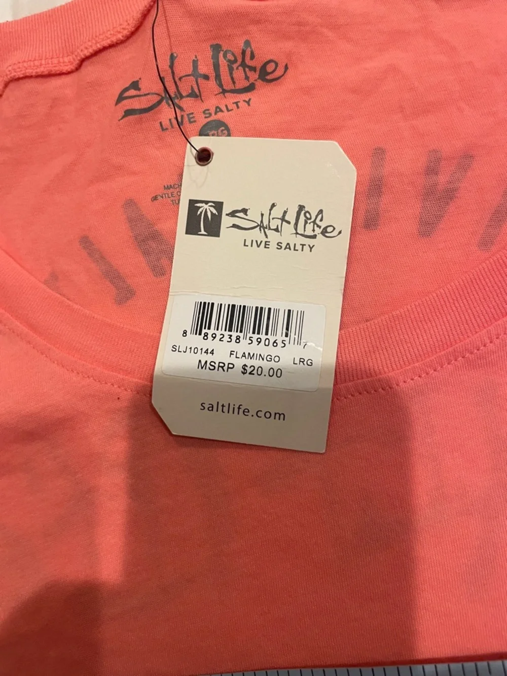 Salt Life Coral Scoop Neck T-Shirt with Navy Logo M (OL2) - Picture 7 of 7